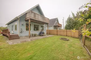 133 N 1st St, Pacific Beach, WA 98571 - Photo 1