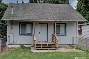 132 N Maple St, Kelso, WA 98626 - Photo 1