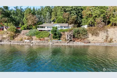 221 Madrona Road, Nordland, WA 98358 - Photo 1