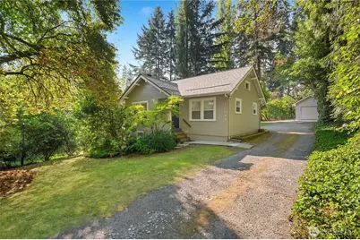 18949 Forest Park Drive NE, Lake Forest Park, WA 98155 - Photo 1