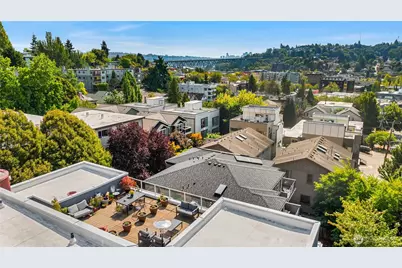 3658 Dayton Avenue N #401, Seattle, WA 98103 - Photo 1