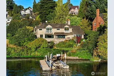 3335 43rd Avenue NE, Seattle, WA 98105 - Photo 1