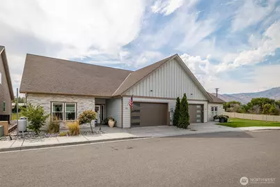 232 Solomon Loop NW, East Wenatchee, WA 98802 - Photo 1