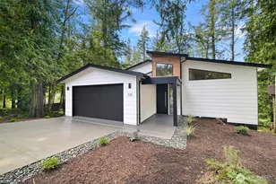 325 Sudden Valley Dr, Bellingham, WA 98229 - Photo 1