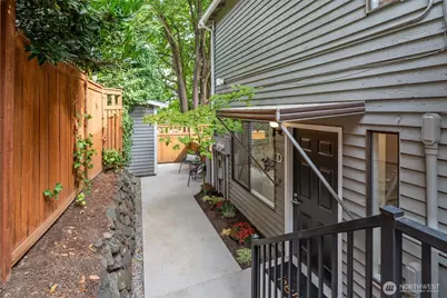 202 25th Avenue E #D, Seattle, WA 98112 - Photo 1