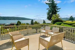 16535 41st Ave NE, Lake Forest Park, WA 98155 - Photo 1