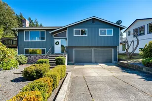 3401 W 4th St, Anacortes, WA 98221 - Photo 1