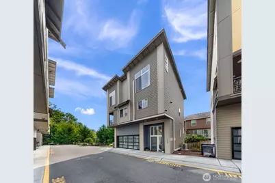 1328 152nd Place SW, Lynnwood, WA 98087 - Photo 1