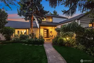 2009 30th Ave W, Seattle, WA 98199 - Photo 1