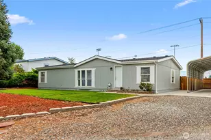 824 Garden Plaza, East Wenatchee, WA 98802 - Photo 1