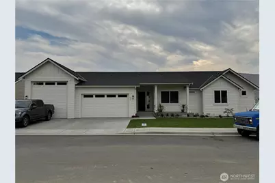 634 S Juli Avenue, East Wenatchee, WA 98802 - Photo 1