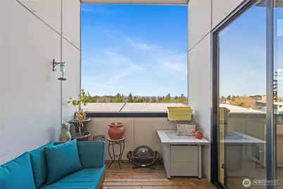 3219 California Avenue SW #A, Seattle, WA 98116 - Photo 1