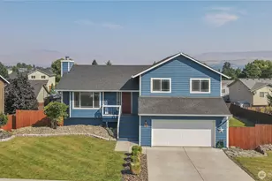 570 Saddle Rock Loop, Wenatchee, WA 98801 - Photo 1