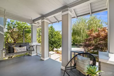 2531 1st Avenue N, Seattle, WA 98109 - Photo 1