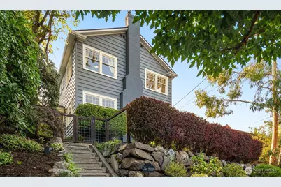 2553 Warren Avenue N, Seattle, WA 98109 - Photo 1