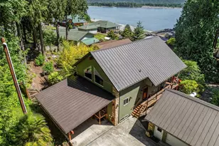 11 W Cape Horn Rd, Cathlamet, WA 98612 - Photo 1