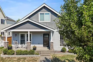 221 Riggs Dr E, Enumclaw, WA 98022 - Photo 1