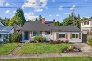 4816 SW Alaska St, Seattle, WA 98116 - Photo 1