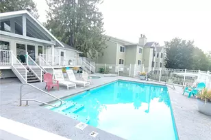 975 Aberdeen Ave NE, Renton, WA 98056 - Photo 1