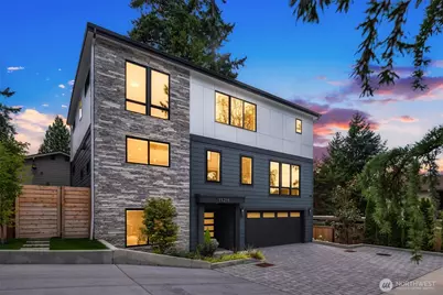 11216 NE 67th Street #4, Kirkland, WA 98033 - Photo 1