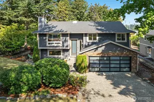 8004 NE 28th St, Hunts Point, WA 98004 - Photo 1