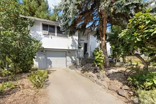 2011 25th Ave SE, Puyallup, WA 98374 - Photo 1