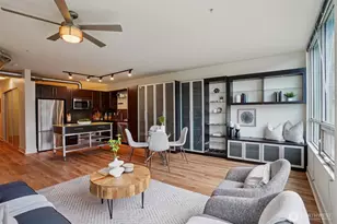 530 Broadway E, Seattle, WA 98102 - Photo 1