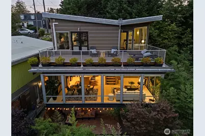 4050 34th Avenue S, Seattle, WA 98118 - Photo 1