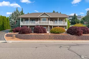 719 Briarwood Terrace, East Wenatchee, WA 98802 - Photo 1