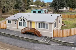 413 292nd St E, Roy, WA 98580 - Photo 1