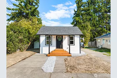 415 2nd Street NW, Puyallup, WA 98371 - Photo 1