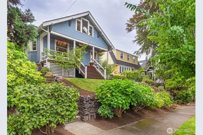 2565 4th Avenue W, Seattle, WA 98119 - Photo 1