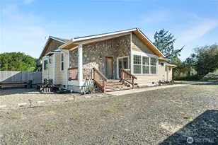554 Ocean Shores Blvd NW, Ocean Shores, WA 98569 - Photo 1