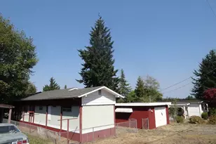 5218 5th St, Bremerton, WA 98312 - Photo 1