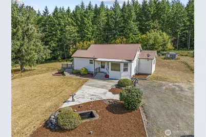 145 Frye Road, Castle Rock, WA 98611 - Photo 1