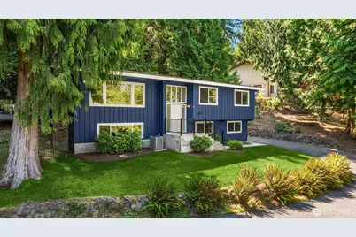 895 Wildwood Boulevard SW, Issaquah, WA 98027 - Photo 1