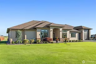 22617 SE 444th St, Enumclaw, WA 98022 - Photo 1