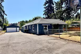 1822 Mt Rainier Blvd S, Spanaway, WA 98387 - Photo 1