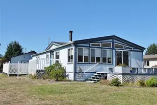 708 Cardinal Ave NE, Ocean Shores, WA 98569 - Photo 1
