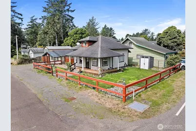 1115 31st St, Seaview, WA 98644 - Photo 1