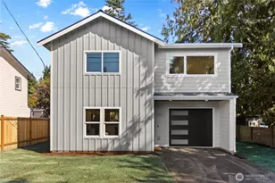 9735 Evanston Ave N, Seattle, WA 98103 - Photo 1