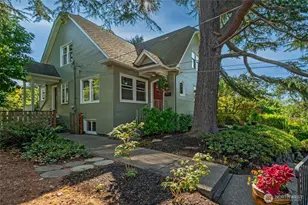 6732 5th Ave NW, Seattle, WA 98117 - Photo 1