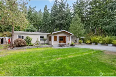 159 E Crescent Harbor Road, Oak Harbor, WA 98277 - Photo 1