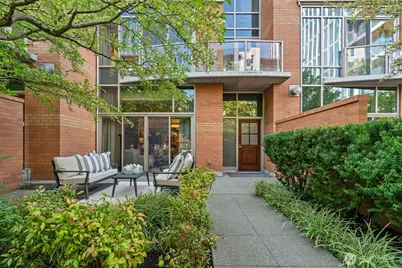 10616 NE 9th Place #TH4, Bellevue, WA 98004 - Photo 1