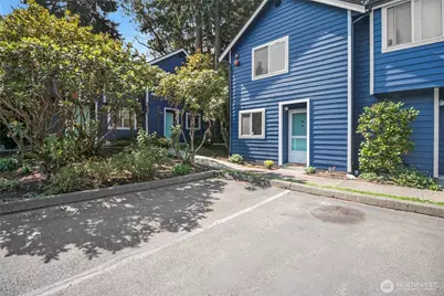 21906 56th Avenue W #C4, Mountlake Terrace, WA 98043 - Photo 1