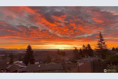 12604 88th Place NE, Kirkland, WA 98034 - Photo 1