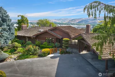 105 Hillcrest Drive, Selah, WA 98942 - Photo 1