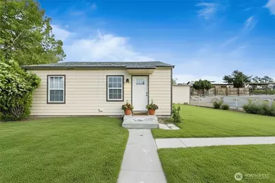 278 NW Calla Loop, Royal City, WA 99357 - Photo 1