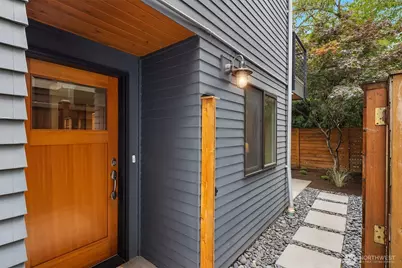 3833 Ashworth Avenue N #B, Seattle, WA 98103 - Photo 1