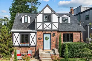 6058 31st Ave NE, Seattle, WA 98115 - Photo 1